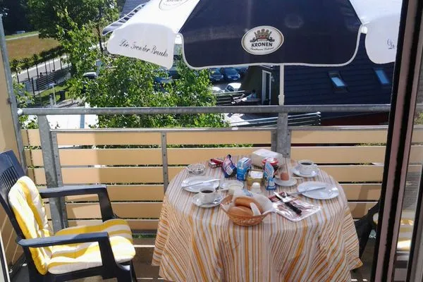 Balkon mit Bestuhlung Residenz am Strand Wohnung 2-43