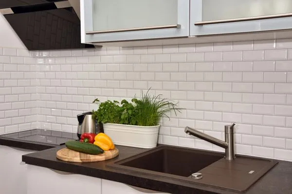 Küchenarbeitsplatte Logierhaus Friedrich WE 13 - "Bernsteinglück"