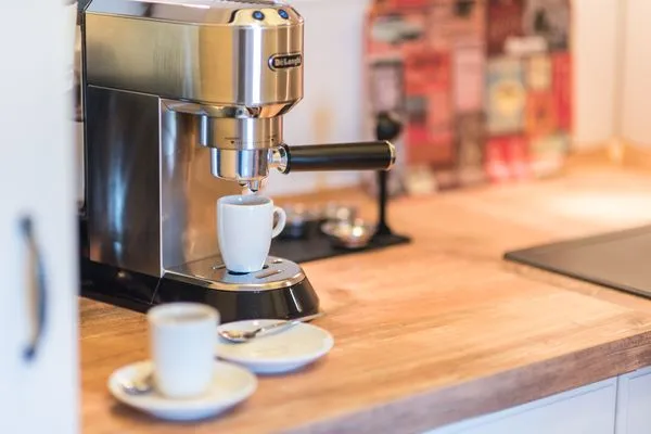 Kaffeemaschine Logierhaus Friedrich WE 14 - "Seeblick"