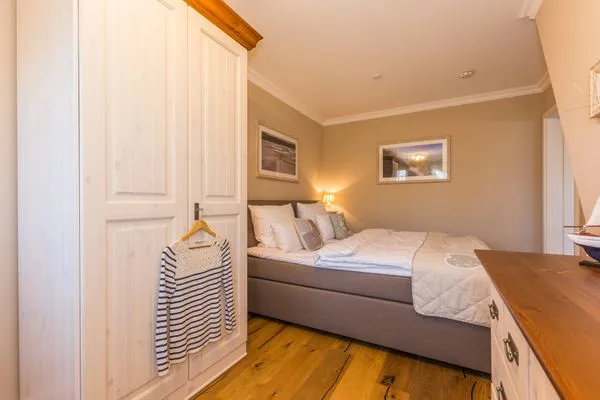 Schlafzimmer mit Doppelbett Logierhaus Friedrich WE 14 - "Seeblick"