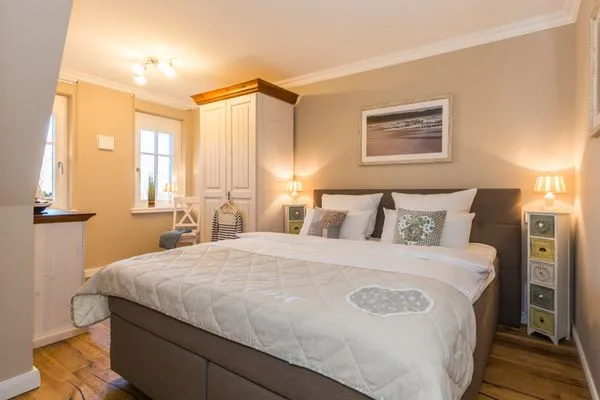 Schlafzimmer mit Doppelbett Logierhaus Friedrich WE 14 - "Seeblick"