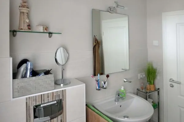 Badezimmer mit Dusche Kavelweg 13 Kavelweg 13 Wohnung 4 - Kleiner Käptn