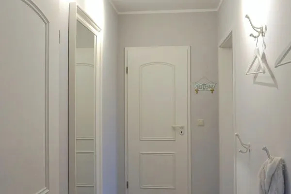 Garderobe Zur Hanse Wohnung 1.4