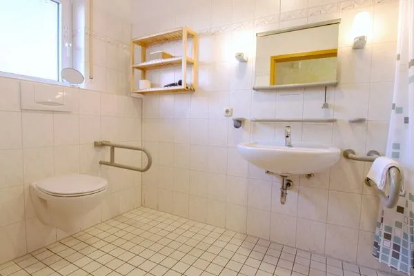 Badezimmer mit Dusche Zur Hanse Wohnung 3.1 - Zur Hanse Ost