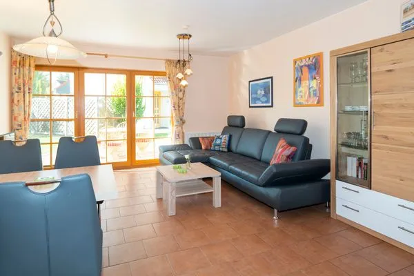 Wohnbereich Ferienpark Freesenbruch Wohnung 1.2 - Am Schwalbenweg