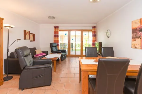 Wohnbereich Ferienpark Freesenbruch Wohnung 1.3 - Störtebeker