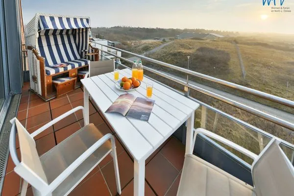 Balkon mit Strandkorb (Strandkorb aktuell in Reparatur) Haus Dünenblick Ferienwohnung 23