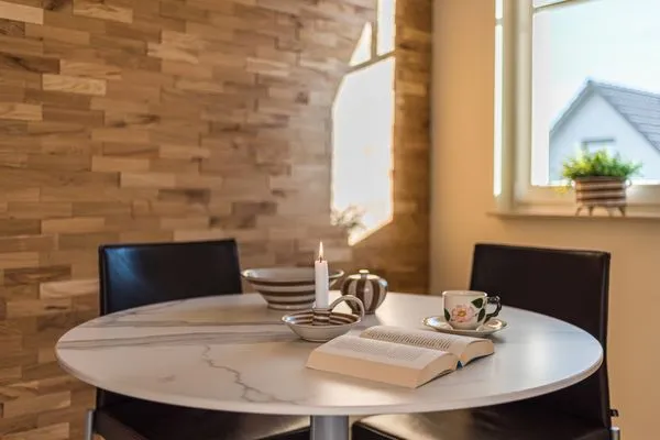 Esstisch Mühlenstrasse 23 - Wohnung Kranichblick