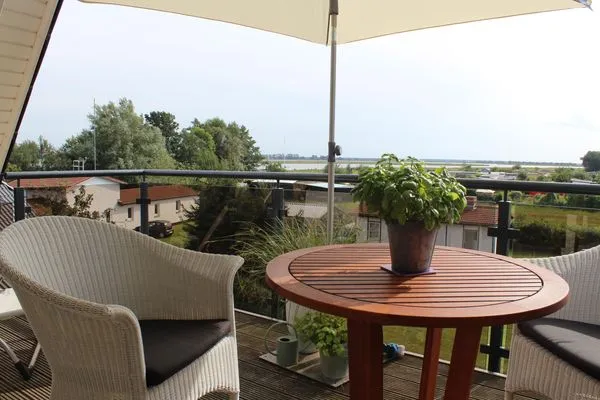 Balkon Mühlenstrasse 23 - Wohnung Oberdeck