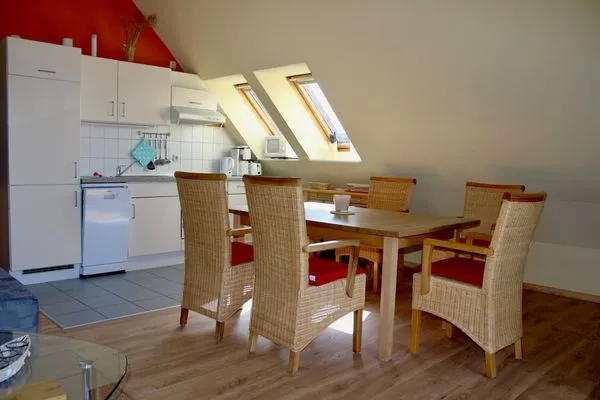 Esstisch  Ferienwohnung Seepferdchen