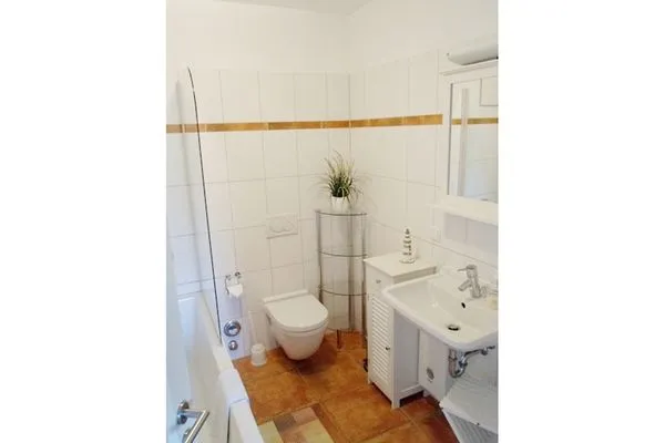 Badezimmer mit Badewanne  Glebbe 17 - Wohnung 3