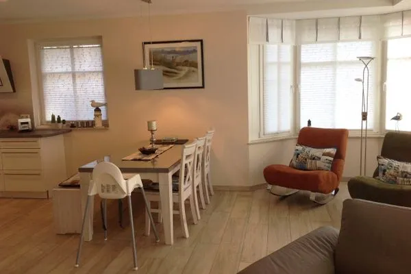 Esstisch  Haus Hedda