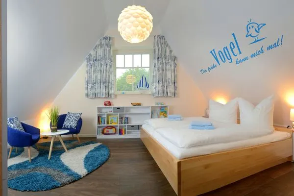 Schlafzimmer mit Doppelbett Neue Reihe Neue Reihe 28 - Wohnung Vogelnest