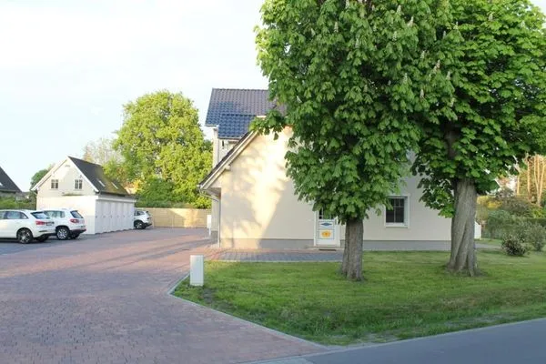 Einfahrt der Anlage Neue Reihe Neue Reihe 28 - Wohnung Vogelnest