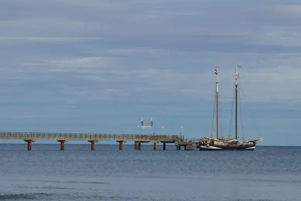 Alte Prerower Seebrücke Hafenstrasse 15 in Prerow Ibykus in Prerow