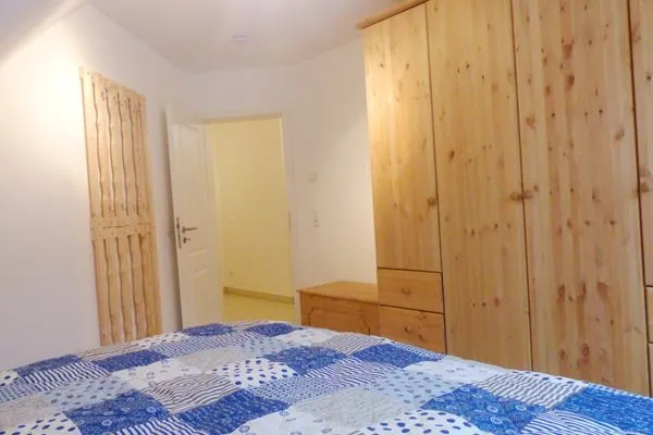 Schlafzimmer mit Doppelbett Hafenstrasse 15 in Prerow Kieckut in Prerow