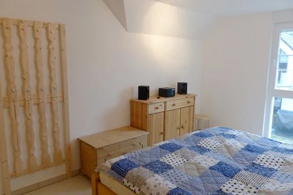 Schlafzimmer mit Doppelbett Hafenstrasse 15 in Prerow Kieckut in Prerow