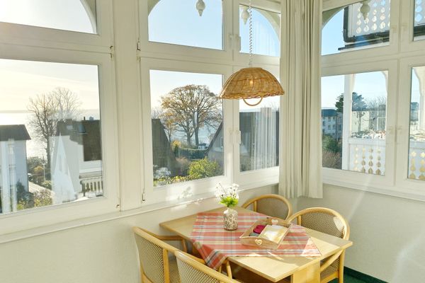 Essbereich mit Ostseeblick