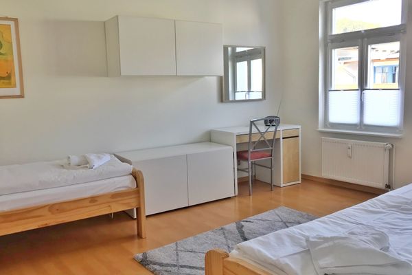 Schlafzimmer 2 mit zwei Einzelbetten