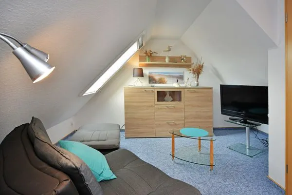 Aufenthaltsraum im Dachgeschoss Ferienpark Freesenbruch Wohnung 3.5 - Muschelsucher