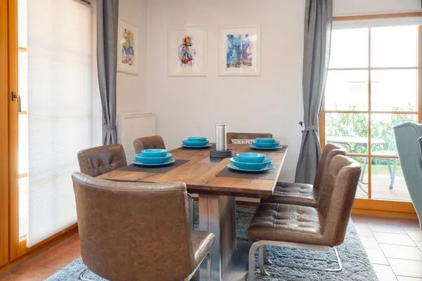 Esstisch Ferienpark Freesenbruch Reihenhaus 7b - Meerzeit