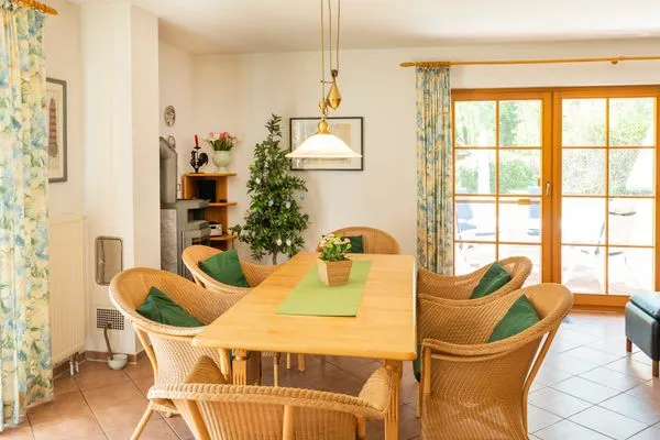 Esstisch Ferienpark Freesenbruch Doppelhaushälfte 10 - Lieblingsplatz