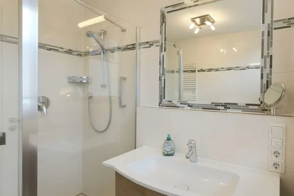 Badezimmer Haus Oldenburg Ferienwohnung 5