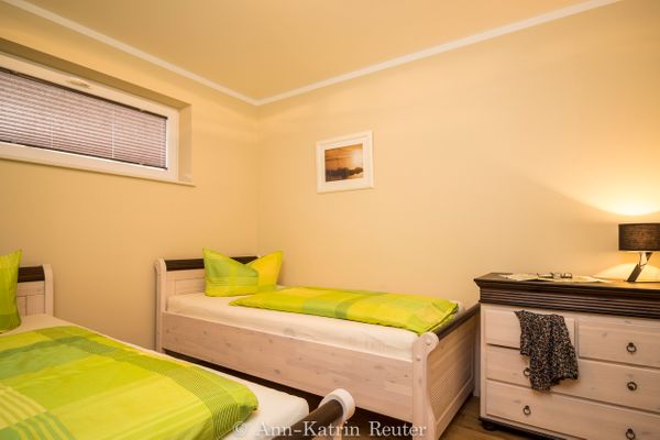 Schlafzimmer mit 2 Einzelbetten