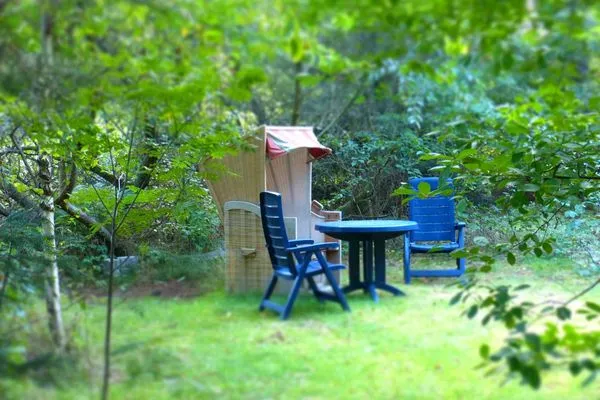 Strandkorb zu der Ferienwohnung Bi Elschen in Nebel auf Amrum Haus Troeltsch Ferienwohnung  „Bi Elschen"