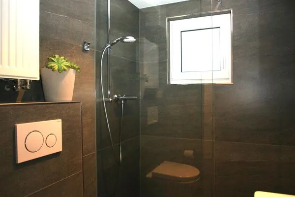 Badezimmer Überlinger See-Apartments Apartment 1 Über-See