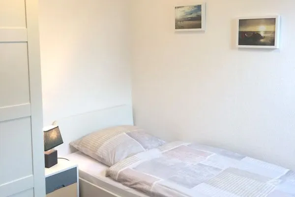 Schlafzimmer 2 der Ferienwohnung Meeresleuchten in Wittdün auf Amrum  Ferienwohnung *Meeresleuchten*