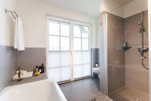 Badezimmer  Ferienhaus Haubenlerche 40