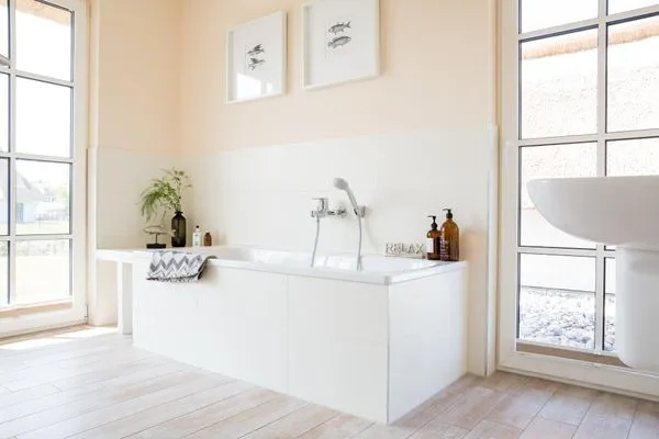 Badezimmer  Ferienhaus Haubenlerche 25