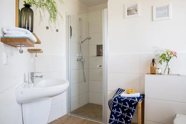 Badezimmer  Ferienhaus Schilfrohrsänger 43