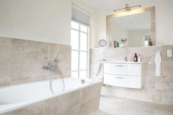 Badezimmer  Ferienhaus Haubenlerche 16