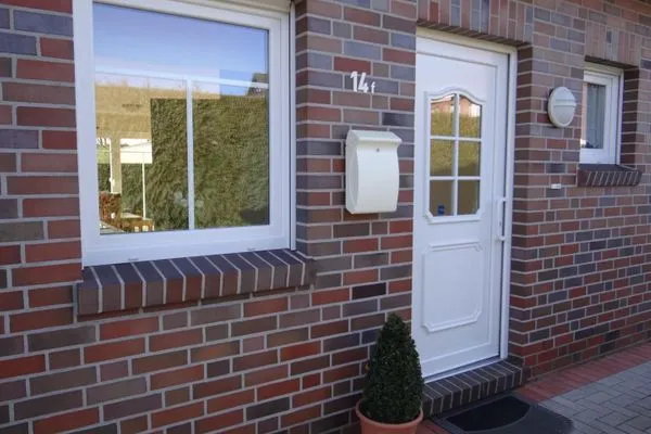  Deichstraße 14e-i 50102 Sonnenwind 2