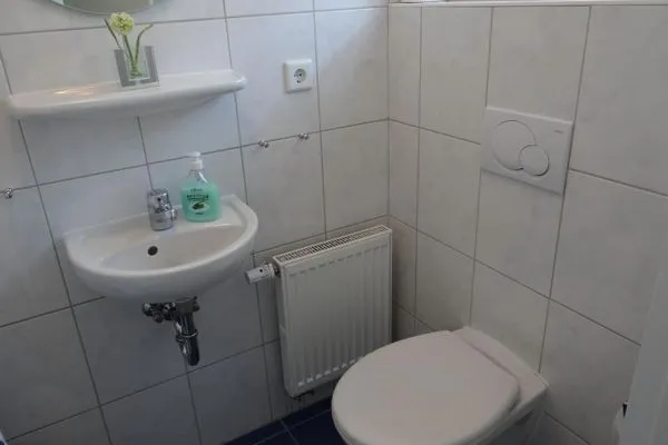  Deichstraße 14e-i 50102 Sonnenwind 2