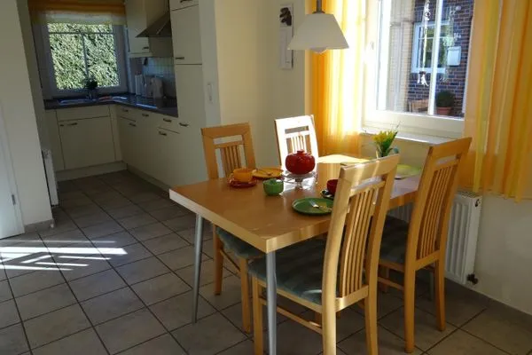  Deichstraße 14e-i 50102 Sonnenwind 2