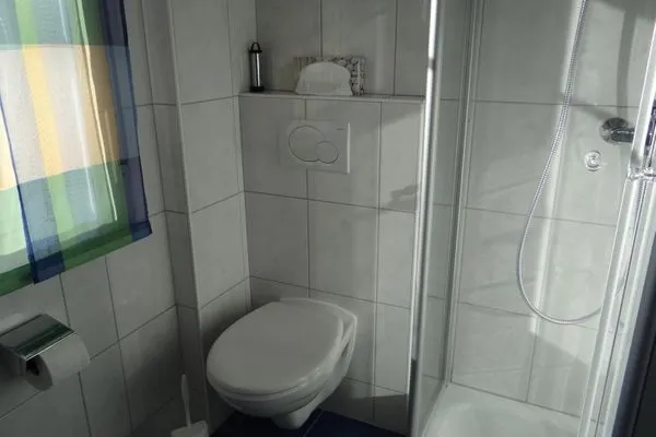  Deichstraße 14e-i 50105 Sonnenwind 5