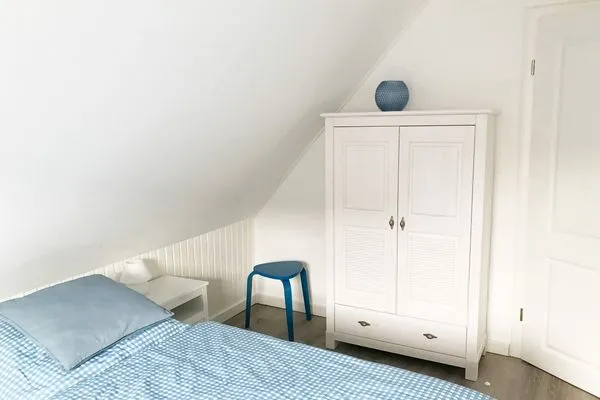 Schlafzimmer 1 in der Ferienwohnung Frisia 4 in Norddorf auf Amrum Haus Frisia Ferienwohnung Frisia 4