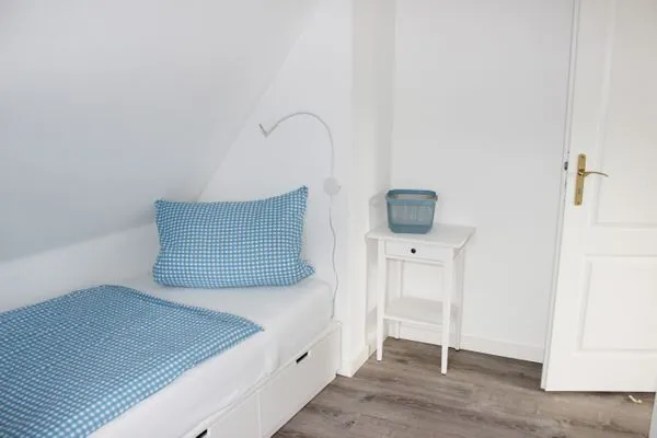 Schlafzimmer 3 in der Ferienwohnung Frisia 5 in Norddorf auf Amrum Haus Frisia Ferienwohnung Frisia 5