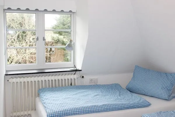 Schlafzimmer 3 in der Ferienwohnung Frisia 5 in Norddorf auf Amrum Haus Frisia Ferienwohnung Frisia 5