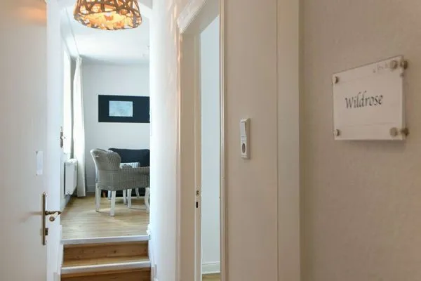 Fassade / Eingang Haus Inselrose Ferienwohnung Wildrose