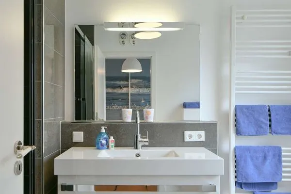 Badezimmer Haus Inselrose Ferienwohnung Wildrose