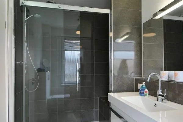 Badezimmer Haus Inselrose Ferienwohnung Wildrose