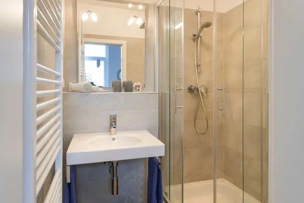 Badezimmer Haus Inselrose Ferienwohnung Dünenröschen