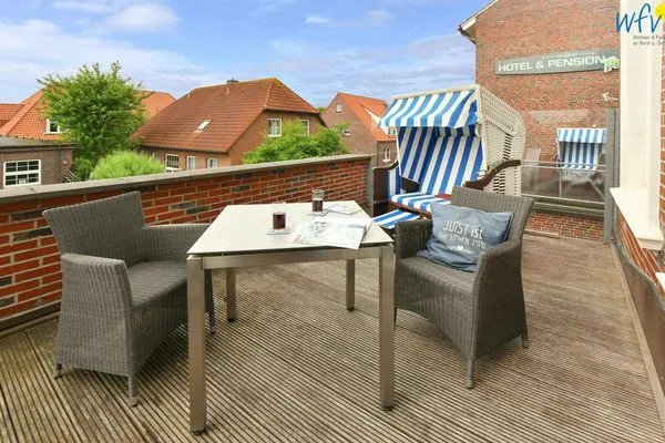 Balkon Haus Inselrose Ferienwohnung Dünenröschen