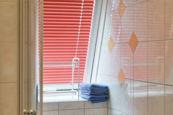 Badezimmer Haus Inselrose Ferienwohnung Apfelrose