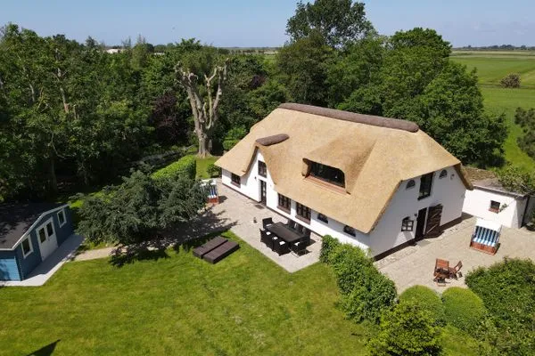 Reetkate Reetdachhaus Friesen Chalet SPO Umland - 