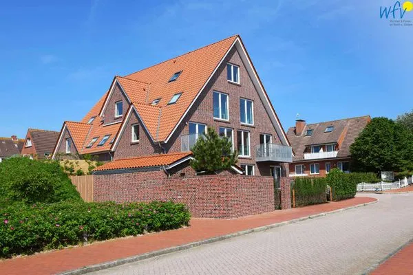 Hauptansicht Töwerhus Ferienwohnungen Segel + Seestern